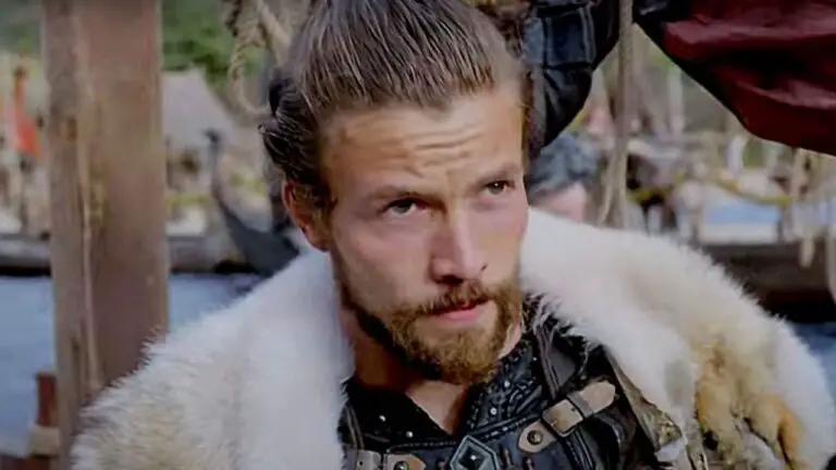 Is Leo Suter Gay? The Untold Truth of Vikings Valhalla Actor!