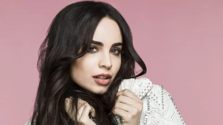 Is Sofia Carson Dating Anyone in 2022? Does the Purple Hearts Cast Have a Husband? Is It Cameron Boyce, Wolfgang Novogratz or Manolo Gonzalez?
