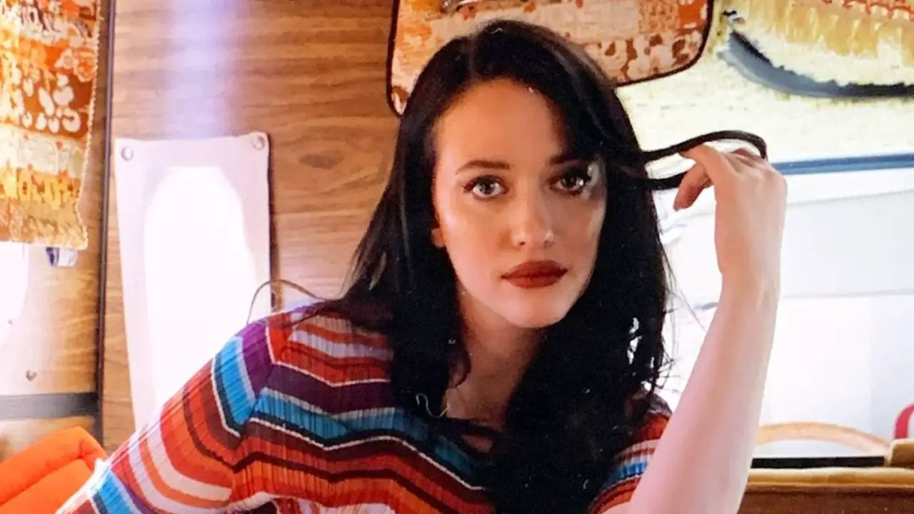 Kat Dennings' Breast Reduction Dilemma Amid Hollywood Pressure netflixdeed.com