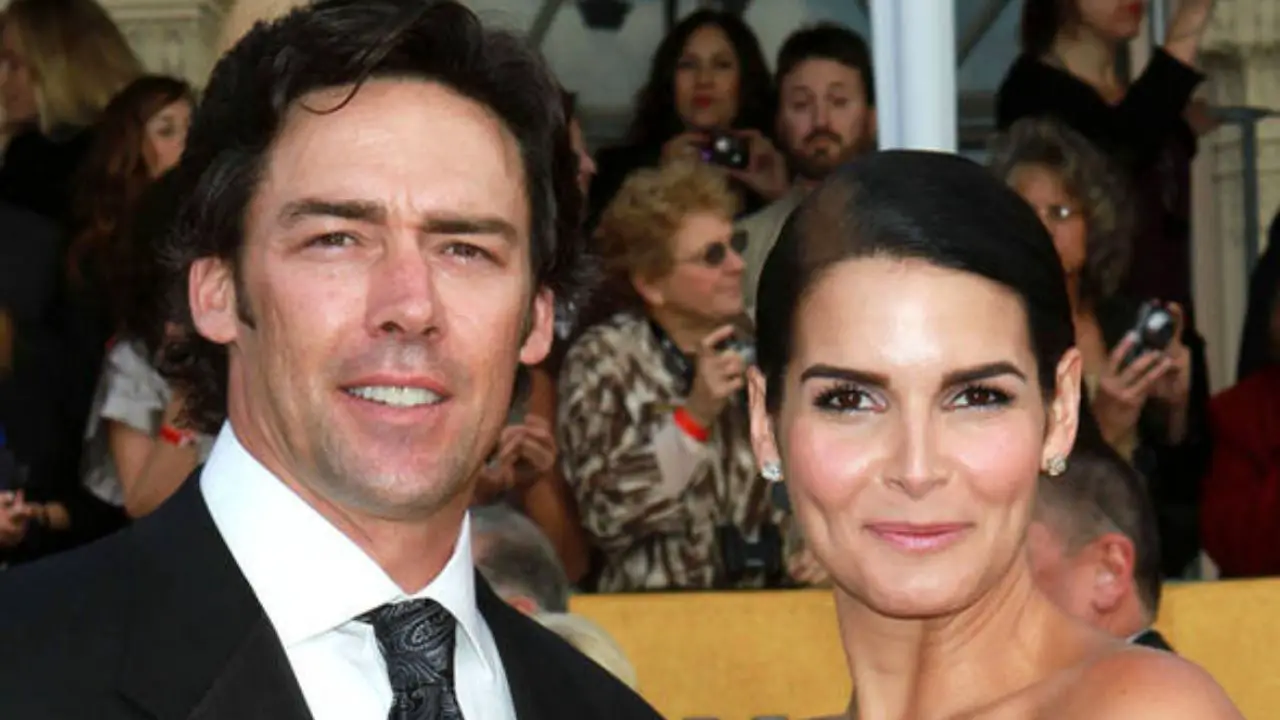 Angie Harmon and Jason Sehorn ended their relationship after 13 years of marriage. netflixdeed.com