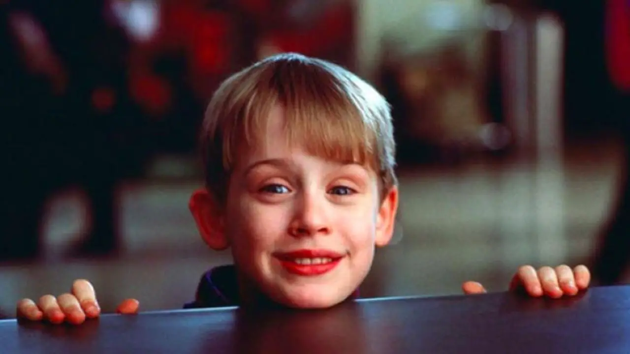 Macaulay Culkin got global recognition after the first Home Alone movie. netflixdeed.com