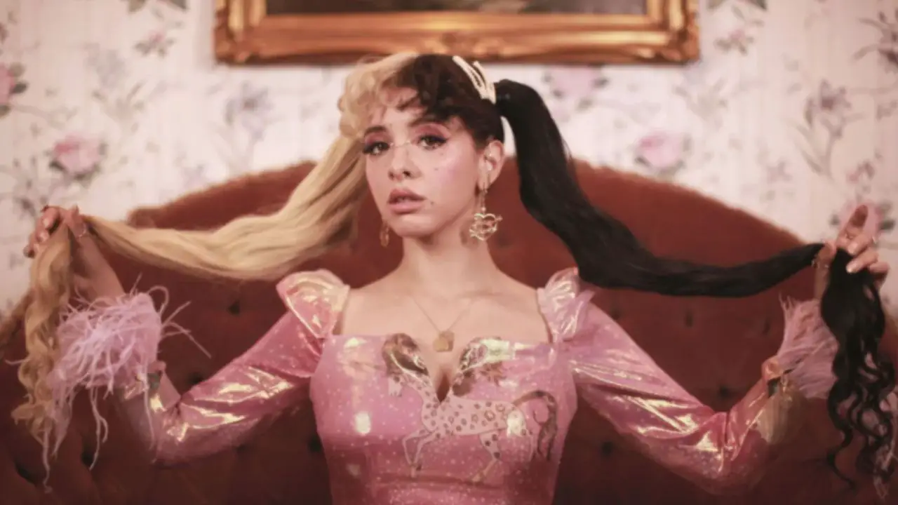 Melanie Martinez is speculated to have undergone a boob job. netflixdeed.com