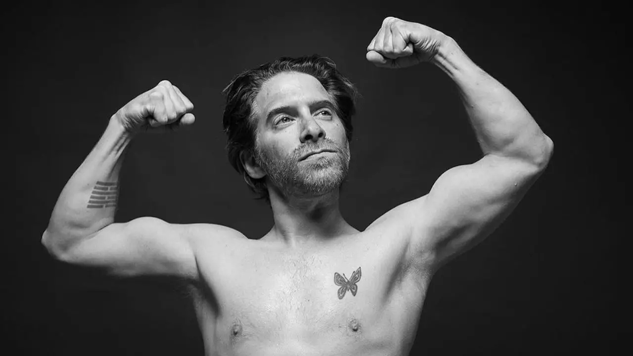 In addition to being an actor, Seth Green is a director, writer, and producer as well. netflixdeed.com