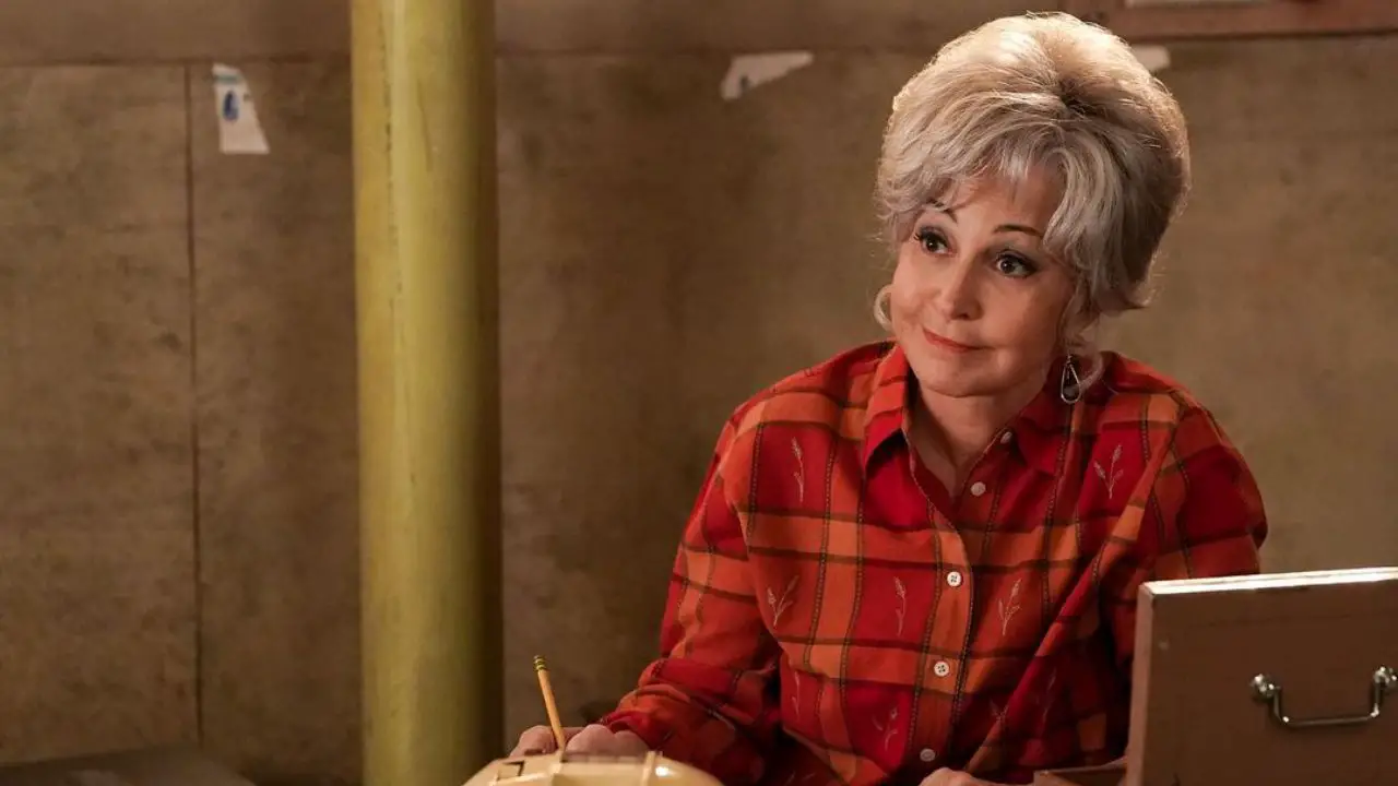 Annie Potts has been in the acting profession for over 4 decades. netflixdeed.com