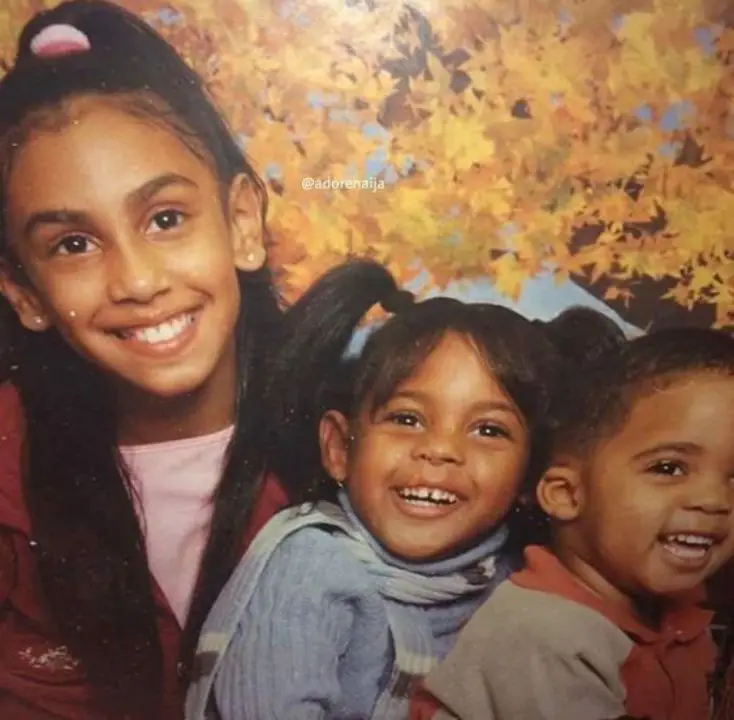Queen Naija with her siblings, Tina and Terrell. netflixdeed.com