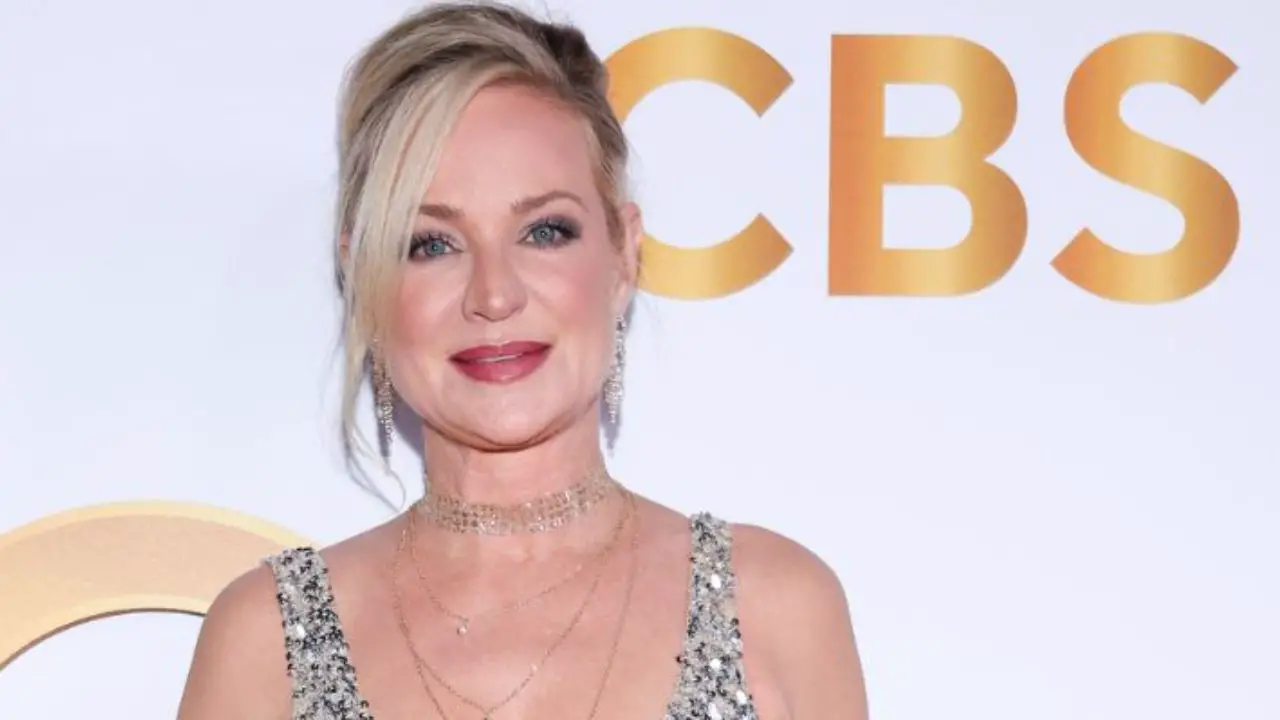 Sharon Case remains silent on her plastic surgery rumors. netflixdeed.com 