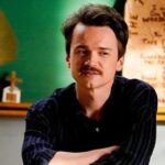 Youth Pastor Rob on Young Sheldon: Meet Actor Dan Byrd!