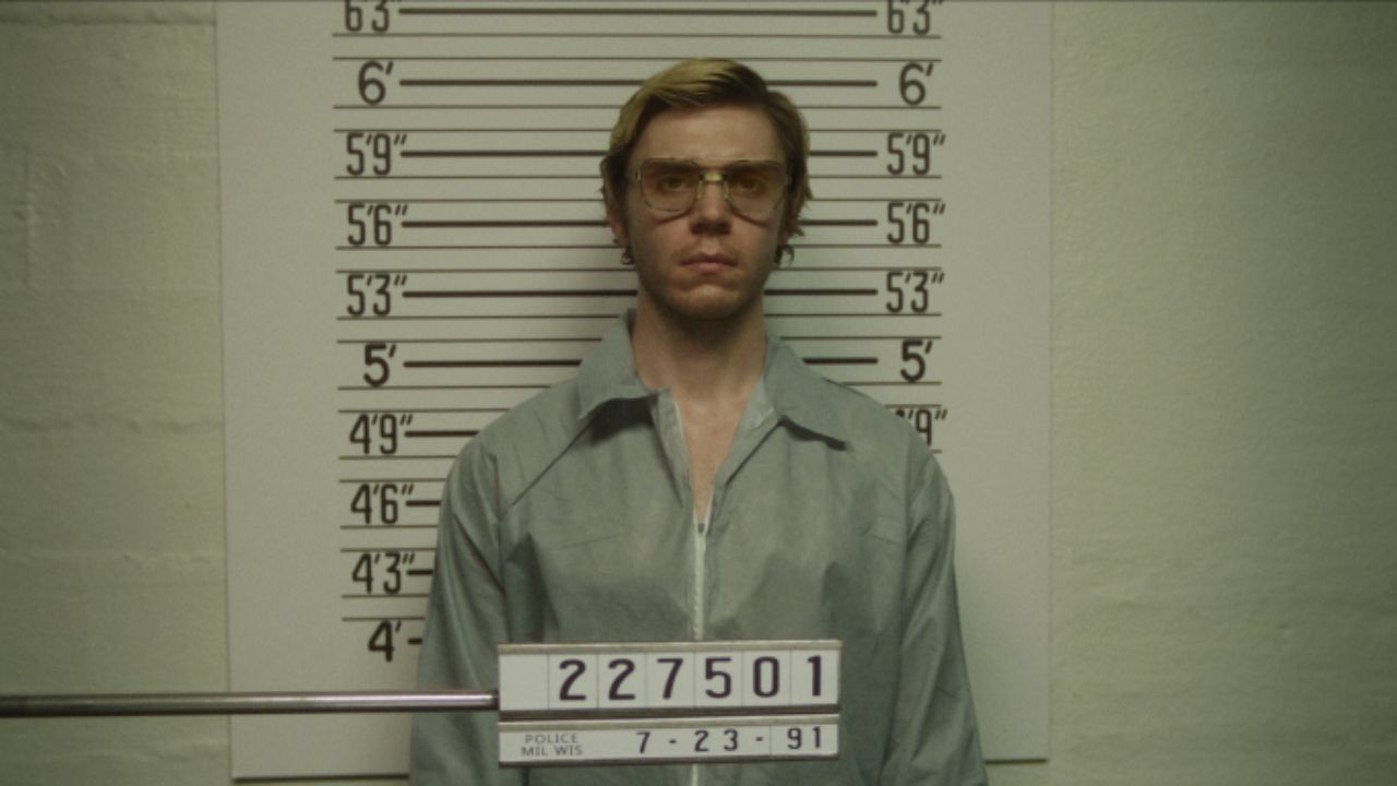 Jeffrey Dahmer’s Victimology: How Did He Kill His Victims? What Happened to Him After He Got Arrested?