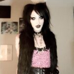 6arelyhuman gender they/them non-binary 2023 netflixdeed.com