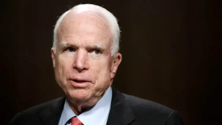 John McCain mistress Vicki Iseman relationship affair girlfriend 2023 netflixdeed.com