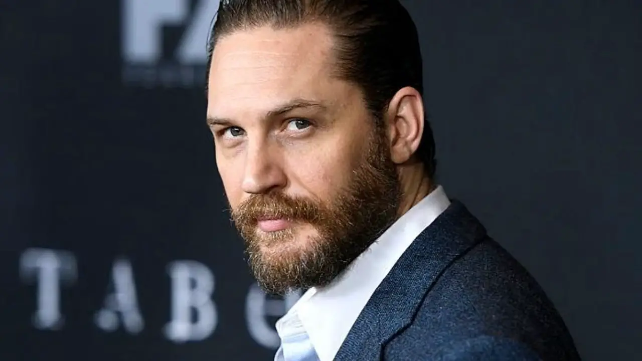 Tom Hardy nose job 2023 netflixdeed.com