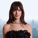 Anne Hathaway nose job plastic surgery enhancement 2023 netflixdeed.com
