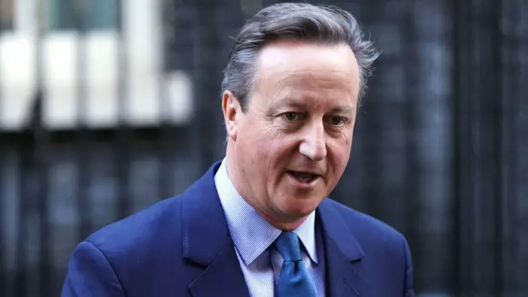 David Cameron weight gain politics foreign secretary fat shaming 2023 netflixdeed.com