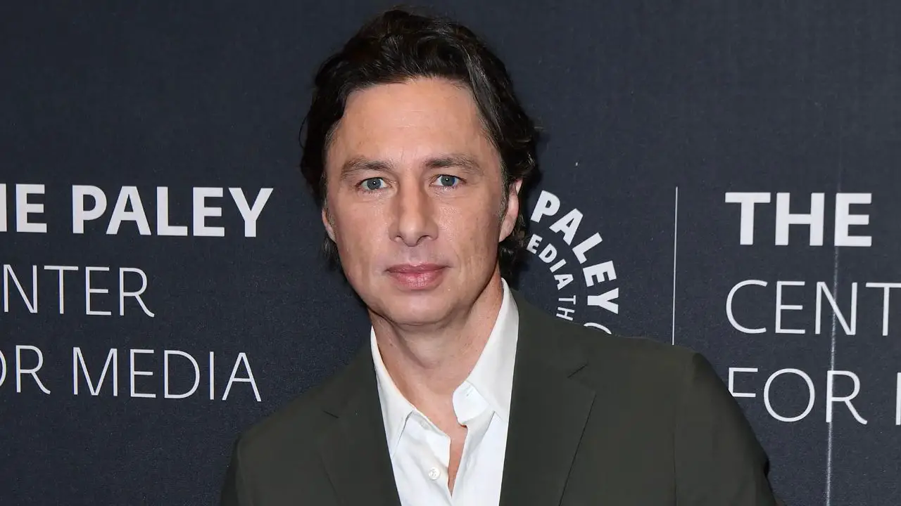 Zach Braff has yet to respond to the plastic surgery allegation. netflixdeed.com