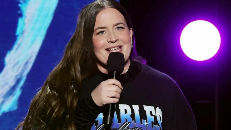 Aidy Bryant Underwent Weight Loss Because of Medical Reasons! netflixdeed.com